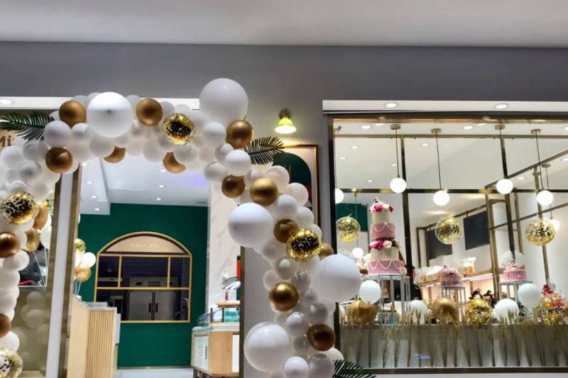 门店开业气球拱门布置店内气球装饰点缀